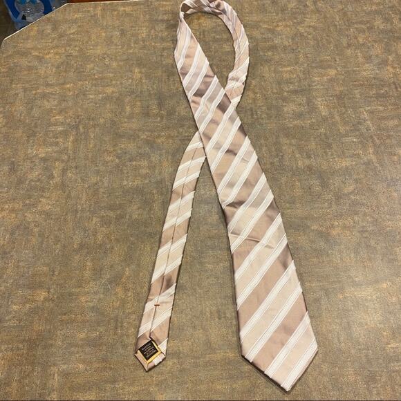 Donald Trump Signature Collection Tie 100% Silk Cream & Light Brown - Picture 1 of 7